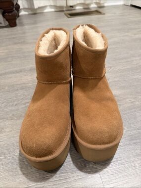 UGG Chestnut Suede Shearling Platform Short Boots